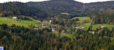 Ortsteil Schwarzenbach von oben.