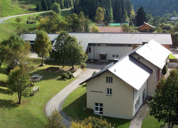 Schulgebäude Schulgebäude