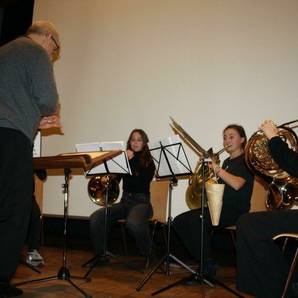 Die Musikschule S�dschwarzwald sorgte f�r die musikalische Umrahumg des Abends 