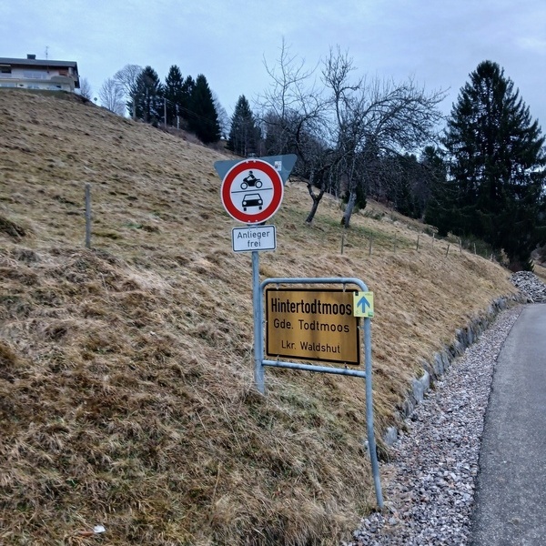 Stra�enschilder Mattenweg 