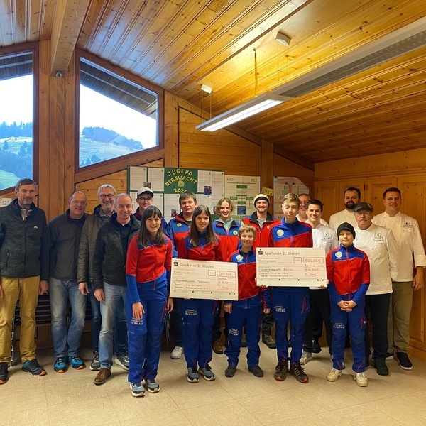 Spenden�bergabe an die Berwacht 