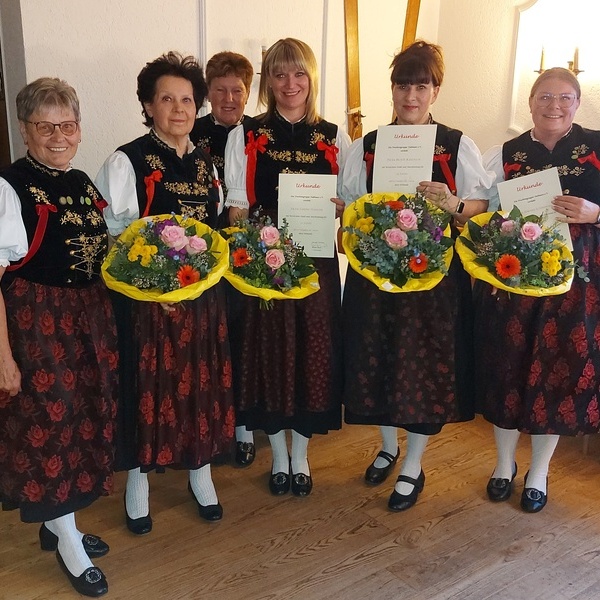 v.l.n.r. Anni Haselwander, Monika Matt, Silvia Spitz, Sabine Stadler, Beate Karasch und Simone Schneider