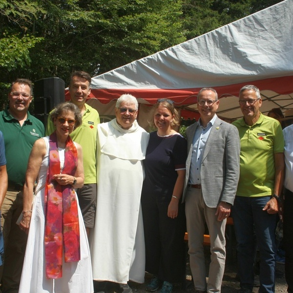 die geladenen G�ste am Festtag